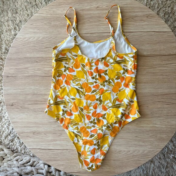 Women's One Piece Swim Suit - Picture 4 of 6